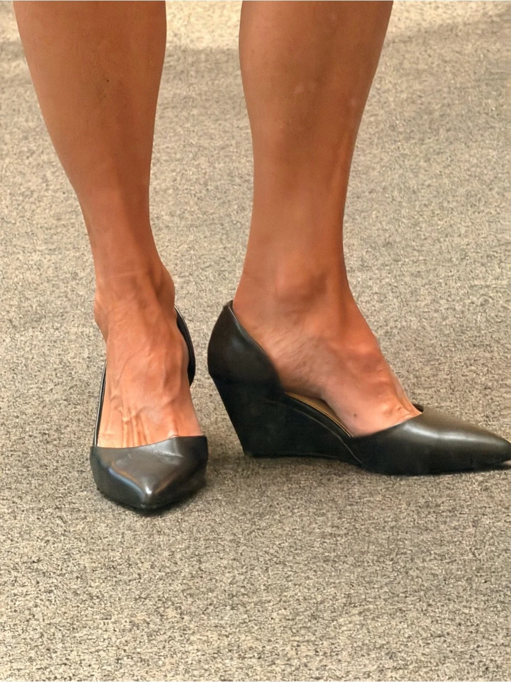 Kenneth Cole Black Leather Pointed-Toe Wedge Pumps